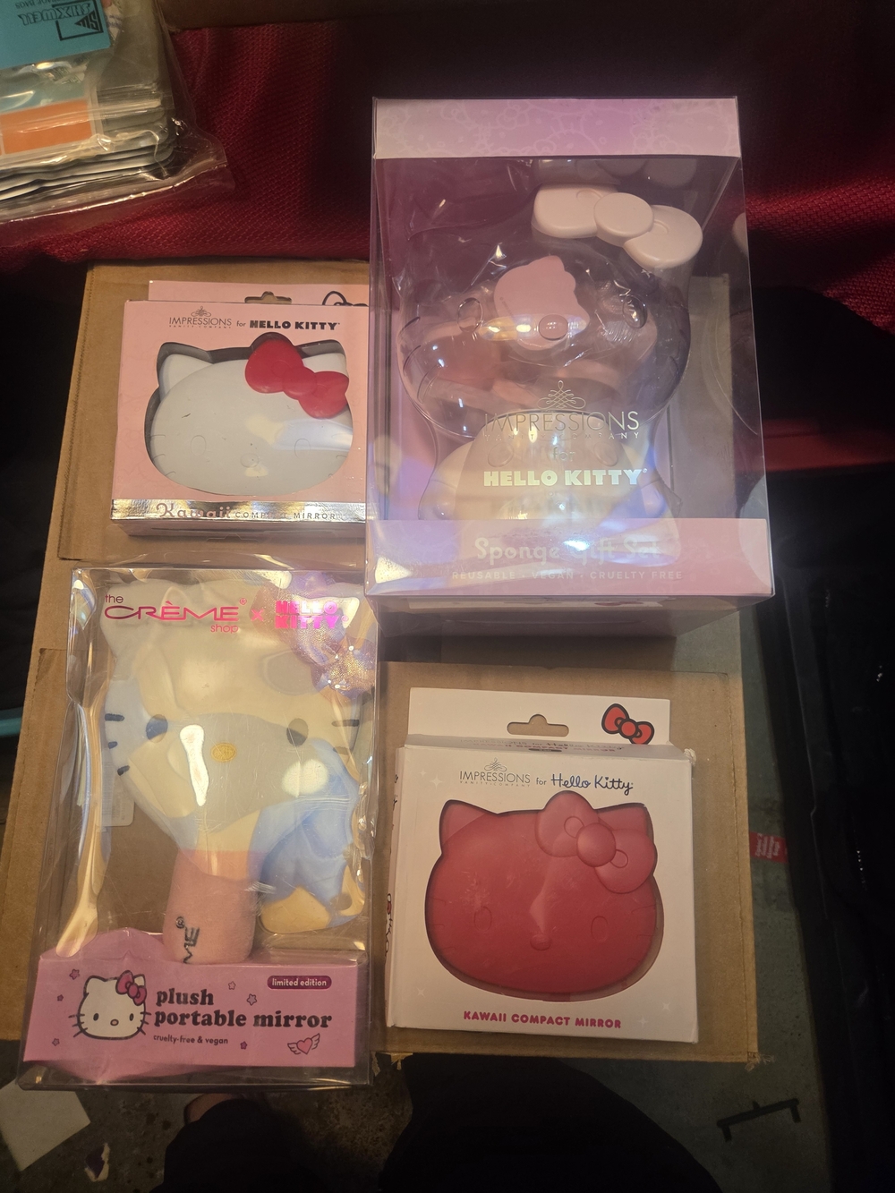 Hello Kitty Pink Compact Mirror Bundle
